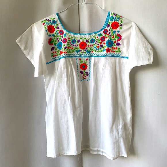 Brand New Bought in Mexico Hand-Embroidered Top - Picture 1 of 6